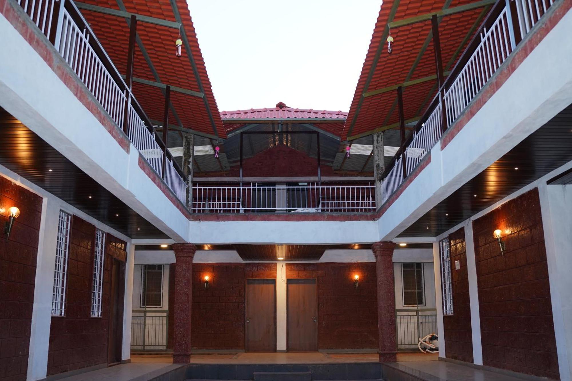 Vanvarsha Resort Chandoli Екстер'єр фото