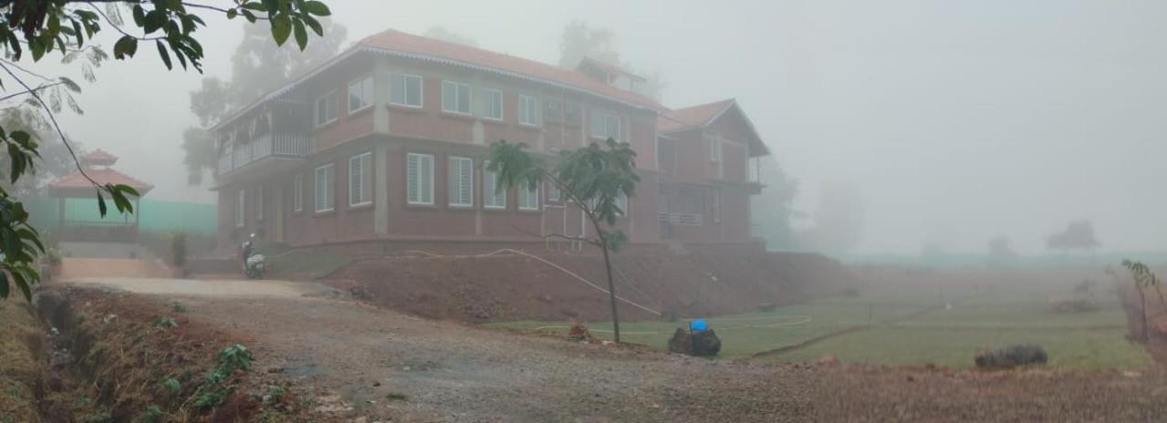 Vanvarsha Resort Chandoli Екстер'єр фото